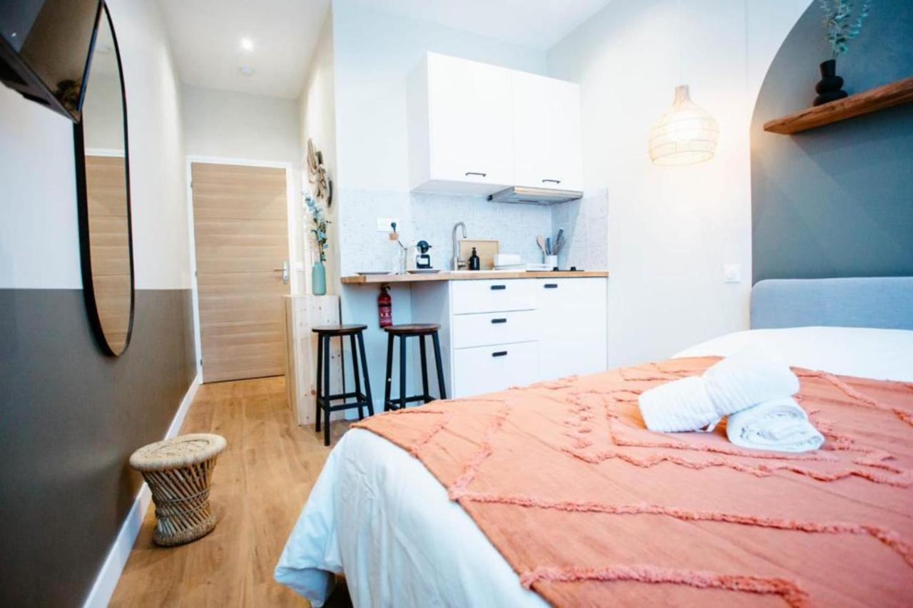 Cosy Appart Hotel Next To Paris Монтрей Екстер'єр фото